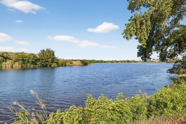 4491 Crystal Lake Drive 201a, Deerfield Beach, FL 33064