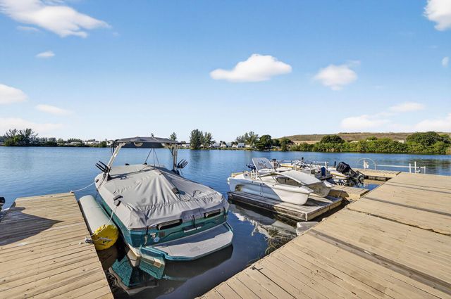 4491 Crystal Lake Drive 201a, Deerfield Beach, FL 33064