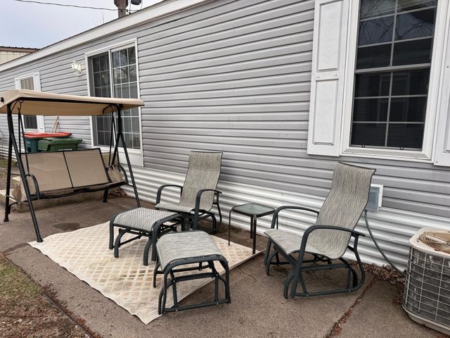 1341 104th Lane NE, Blaine, MN 55434