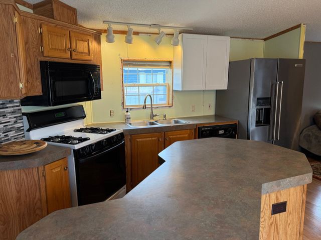 1341 104th Lane NE, Blaine, MN 55434