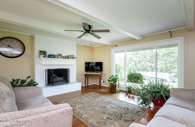3519 Chenoweth Run Rd, Louisville, KY 40299