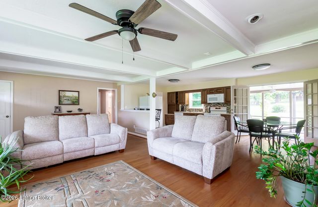 3519 Chenoweth Run Rd, Louisville, KY 40299