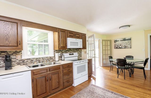 3519 Chenoweth Run Rd, Louisville, KY 40299