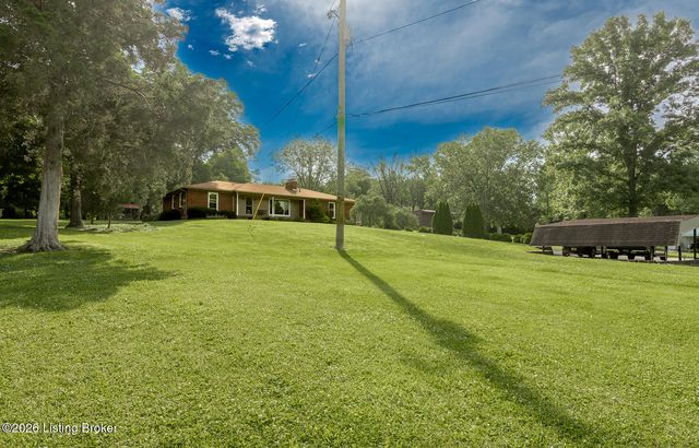 3519 Chenoweth Run Rd, Louisville, KY 40299