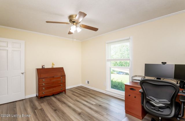 3519 Chenoweth Run Rd, Louisville, KY 40299
