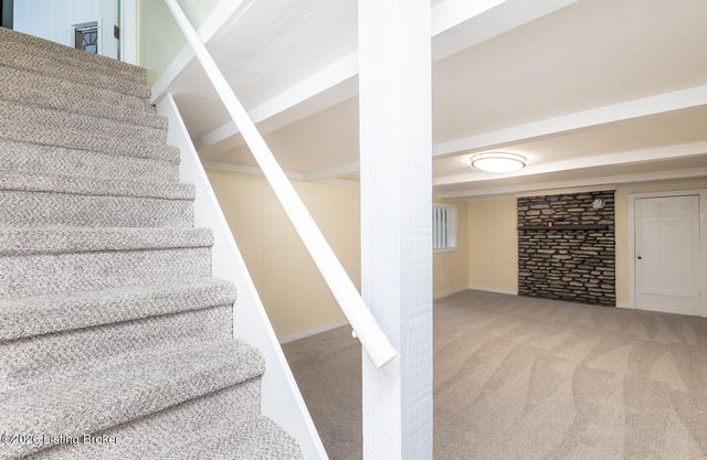 3519 Chenoweth Run Rd, Louisville, KY 40299
