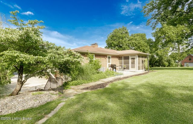 3519 Chenoweth Run Rd, Louisville, KY 40299
