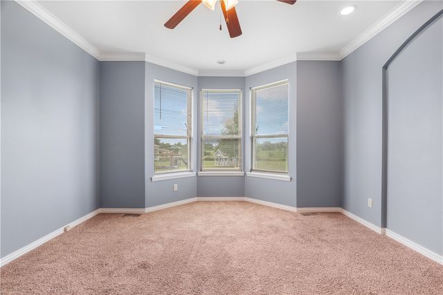 13449 Loyle Lane, Gravette, AR 72736