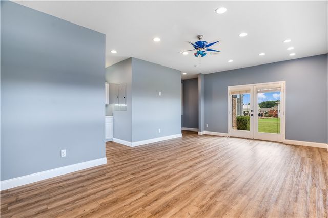 13449 Loyle Lane, Gravette, AR 72736