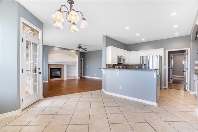 13449 Loyle Lane, Gravette, AR 72736