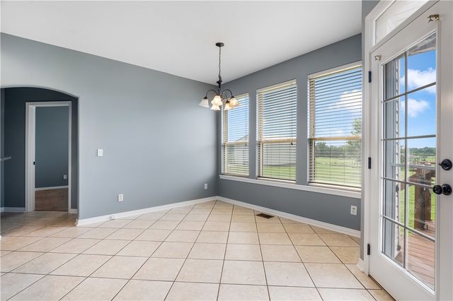 13449 Loyle Lane, Gravette, AR 72736