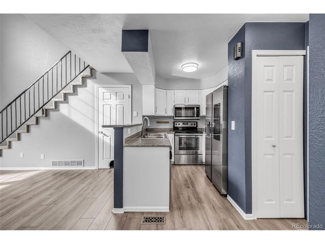 2917 W 81st Ave B, Westminster, CO 80031