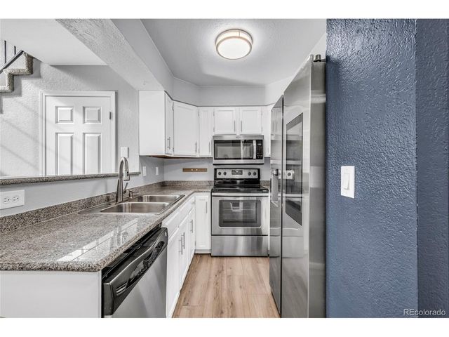 2917 W 81st Ave B, Westminster, CO 80031