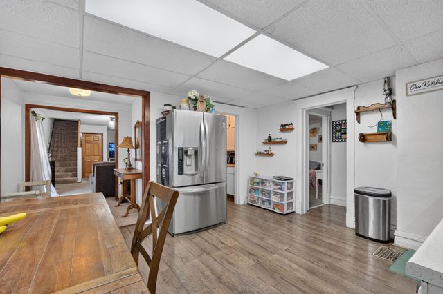 314 N Washington Avenue, Lacona, IA 50139