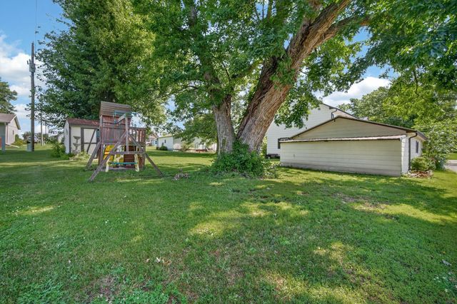 314 N Washington Avenue, Lacona, IA 50139