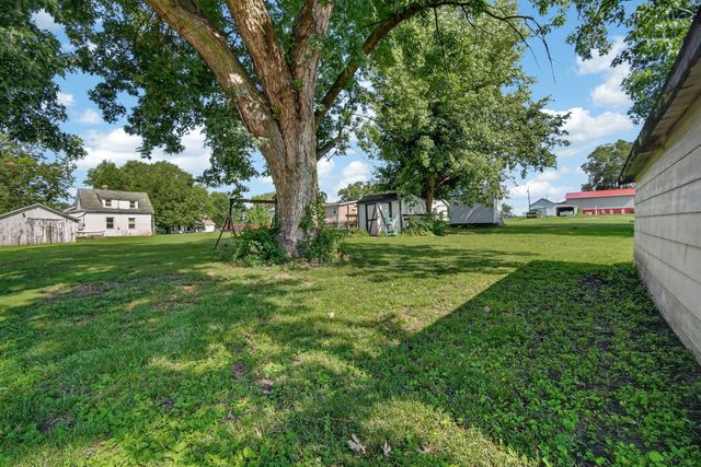 314 N Washington Avenue, Lacona, IA 50139