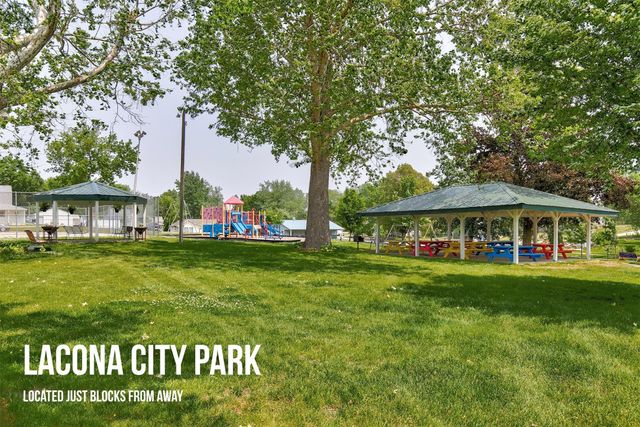 314 N Washington Avenue, Lacona, IA 50139