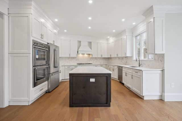 5 Singletary Way, Hopkinton, MA 01748