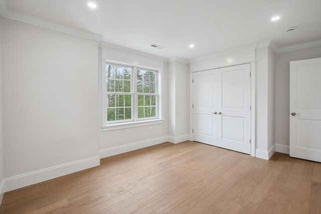 5 Singletary Way, Hopkinton, MA 01748