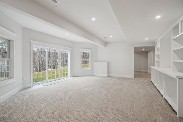 5 Singletary Way, Hopkinton, MA 01748