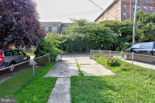 831 BOSLEY AVE, Baltimore, MD 21204