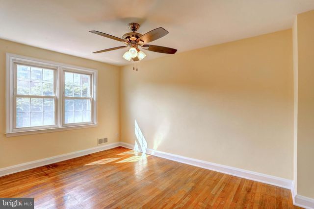 831 BOSLEY AVE, Baltimore, MD 21204