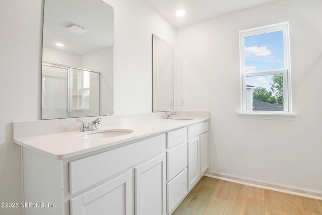 6025 ORACLE Court, Jacksonville, FL 32205