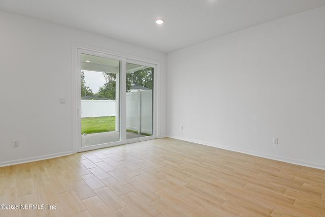 6025 ORACLE Court, Jacksonville, FL 32205