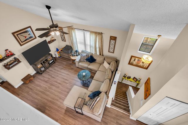 84 Azalea Circle, Jackson, NJ 08527