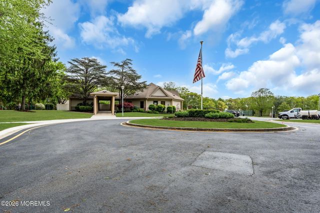 84 Azalea Circle, Jackson, NJ 08527