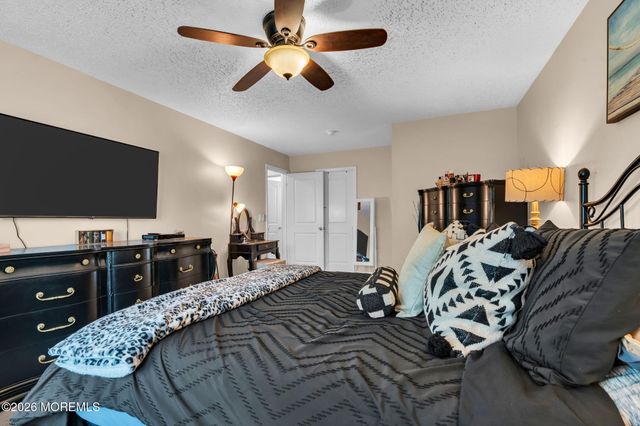84 Azalea Circle, Jackson, NJ 08527