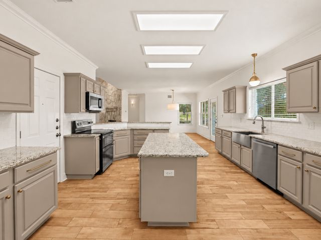 8727 Paseo Oaks, San Antonio, TX 78255
