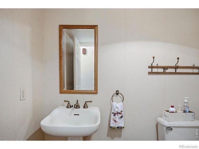 2128 Stonecrest Drive, Fort Collins, CO 80521