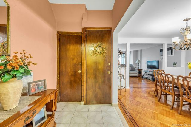 6417 Eliot Avenue, Middle Village, NY 11379