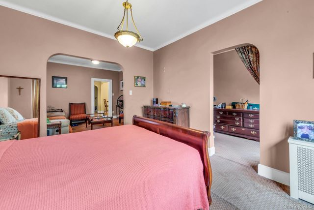 6417 Eliot Avenue, Middle Village, NY 11379