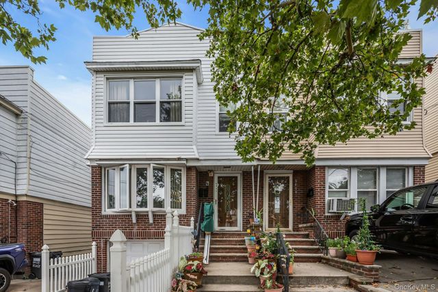 6417 Eliot Avenue, Middle Village, NY 11379