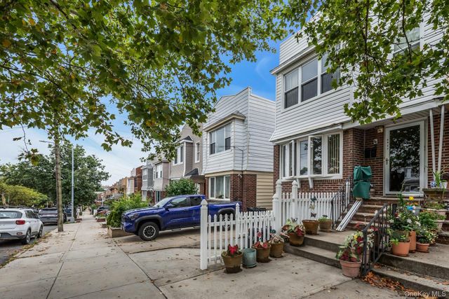 6417 Eliot Avenue, Middle Village, NY 11379