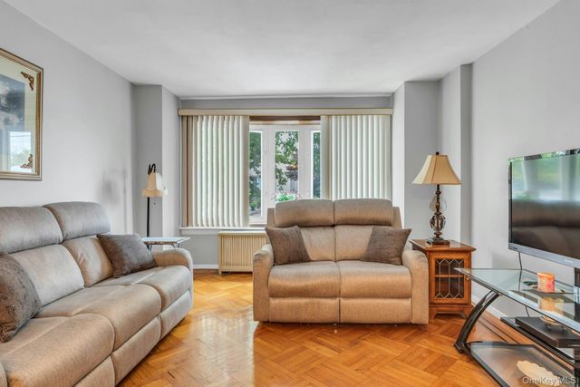 6417 Eliot Avenue, Middle Village, NY 11379
