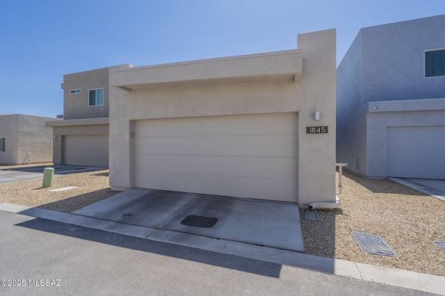 1845 S Poetry Lane, Tucson, AZ 85711