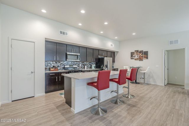 1845 S Poetry Lane, Tucson, AZ 85711