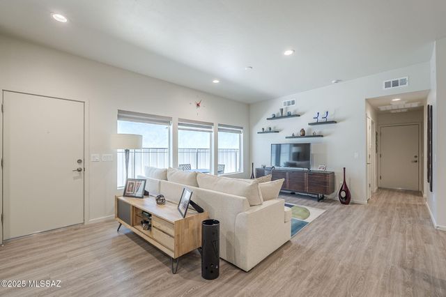 1845 S Poetry Lane, Tucson, AZ 85711