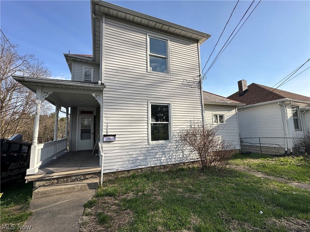 1359 Eastman Street, Zanesville, OH 43701