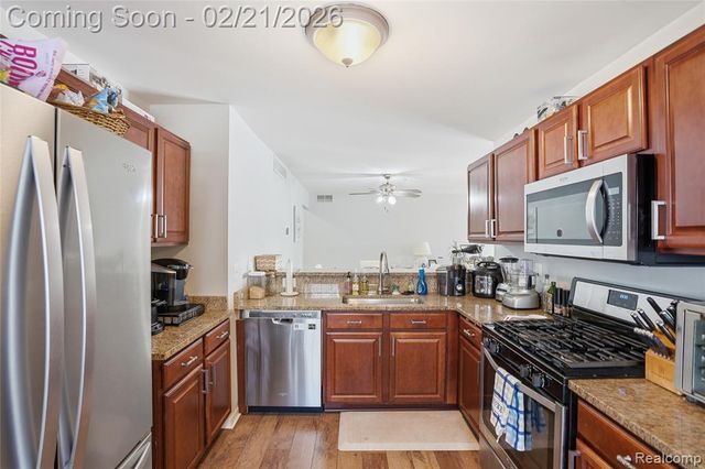 42802 Patty Lane, Van Buren, MI 48111