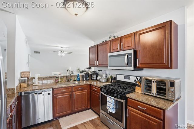 42802 Patty Lane, Van Buren, MI 48111