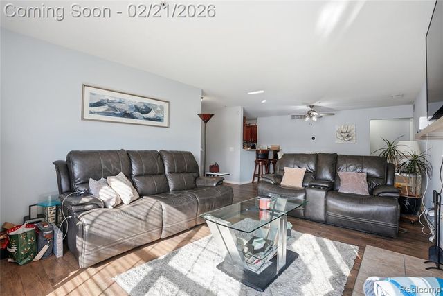 42802 Patty Lane, Van Buren, MI 48111