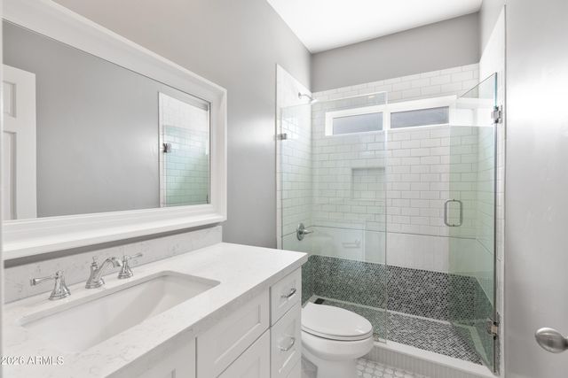 1209 E MORELAND Street, Phoenix, AZ 85006