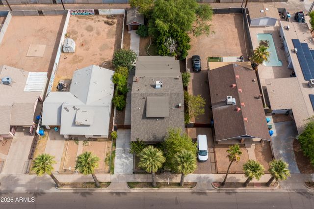 1209 E MORELAND Street, Phoenix, AZ 85006