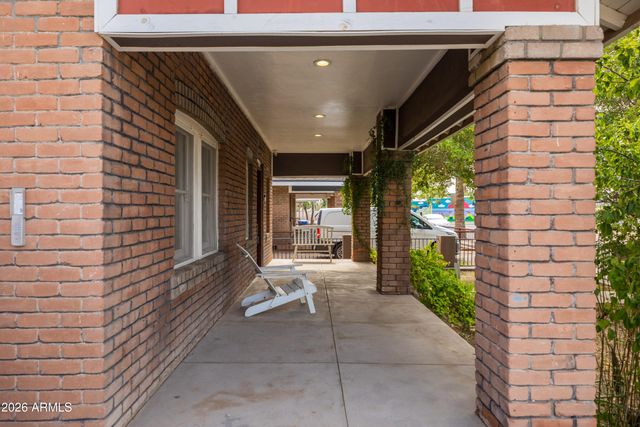 1209 E MORELAND Street, Phoenix, AZ 85006