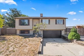 5987 S SALEM CIR, Salt Lake City, UT 84118