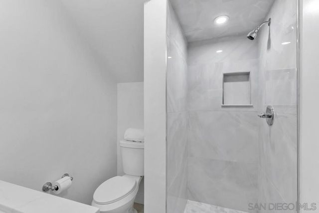 119 Spinnaker Court, Del Mar, CA 92014